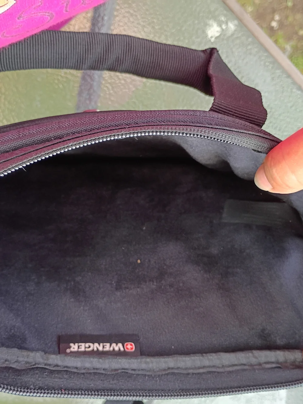 Wenger SwissGear Charcoal Grey Laptop Messenger Bag Briefcase 15